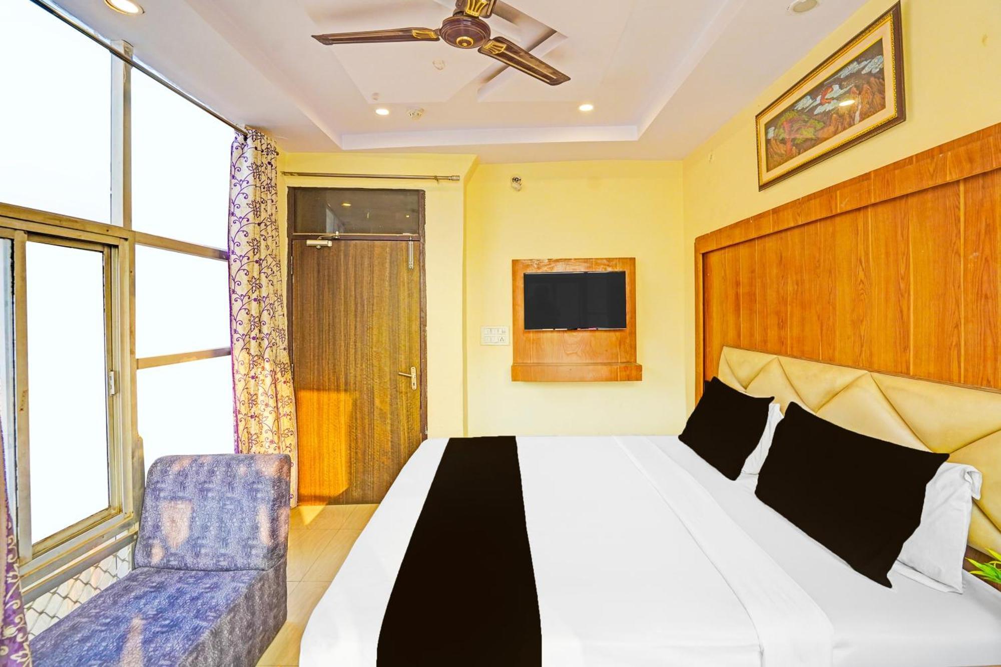 Super Hotel O Charbagh Formerly Khalsa Inn Лакнау Екстериор снимка