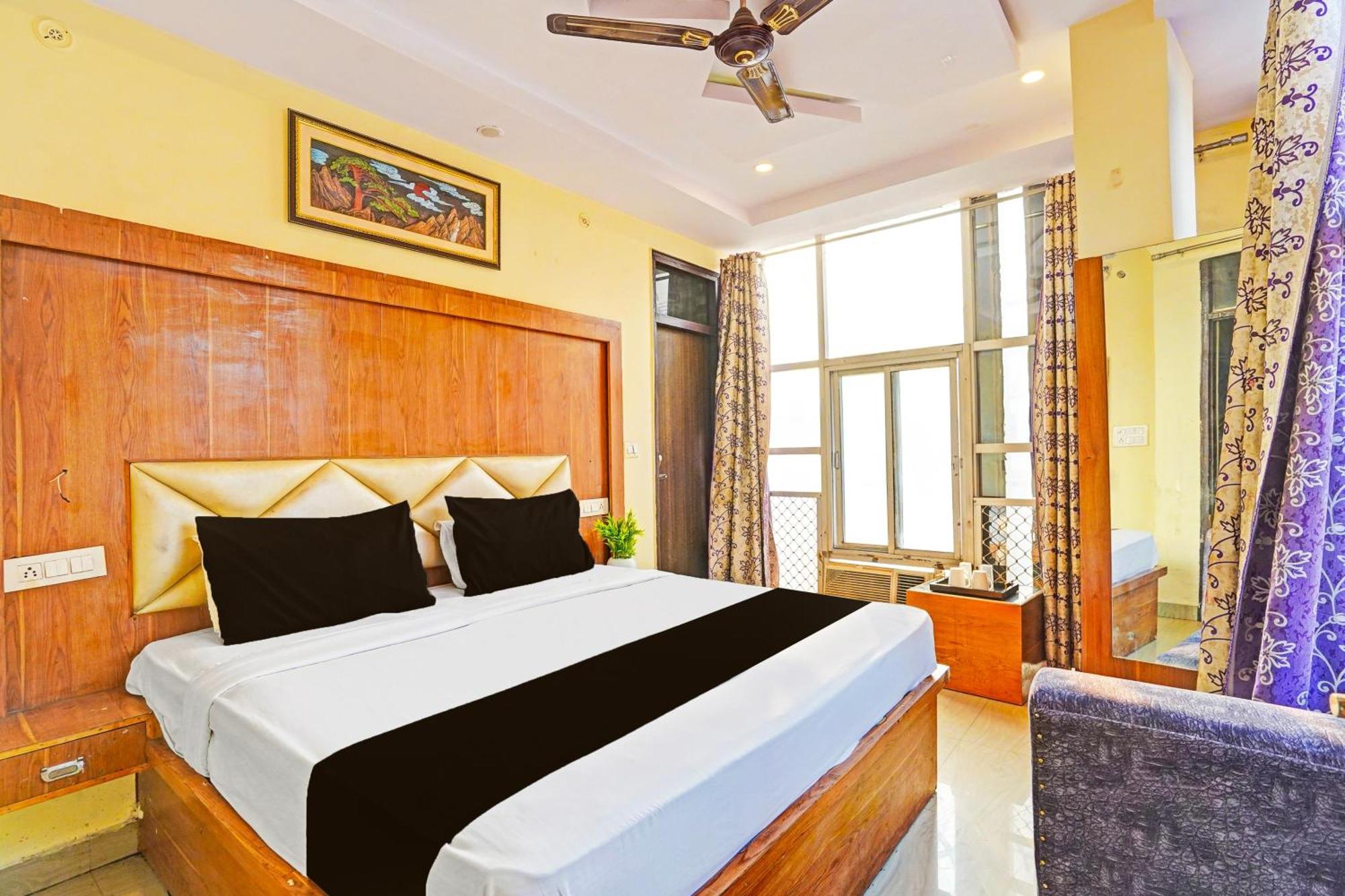 Super Hotel O Charbagh Formerly Khalsa Inn Лакнау Екстериор снимка